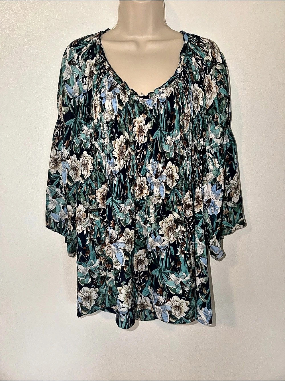 Spense Floral Tunic in Blue & Green Size 1X